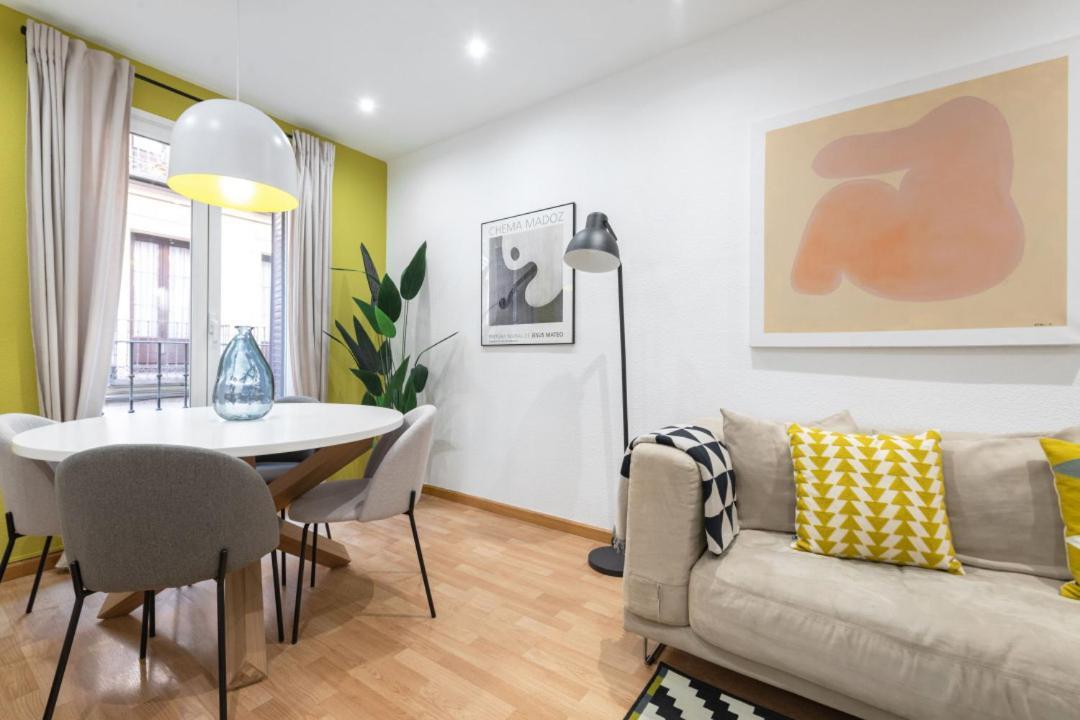 2 Bedrooms 2 Bathrooms Furnished - Malasana Apartment