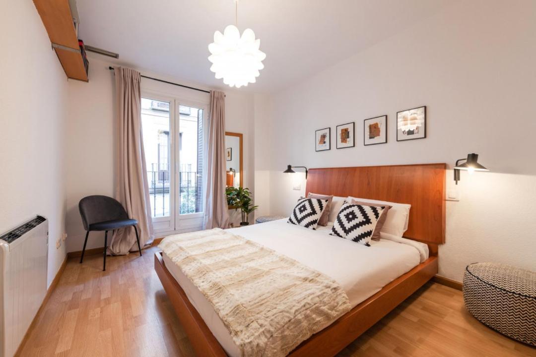 2 Bedrooms 2 Bathrooms Furnished - Malasana Apartment Madrid